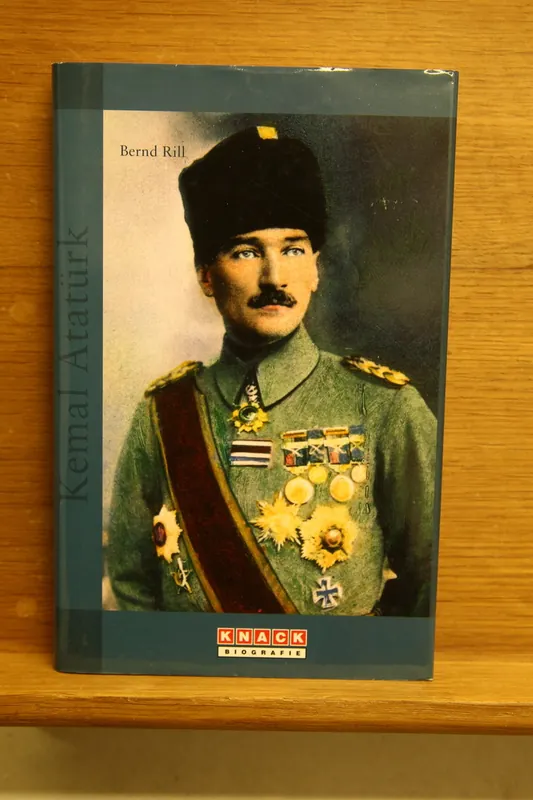 Kemal Atatürk - Bernd Rill Laatste Versie