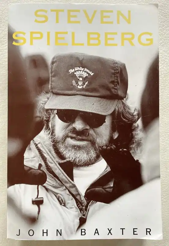 Steven Spielberg - J. Baxter Tijdelijk Beschikbaar