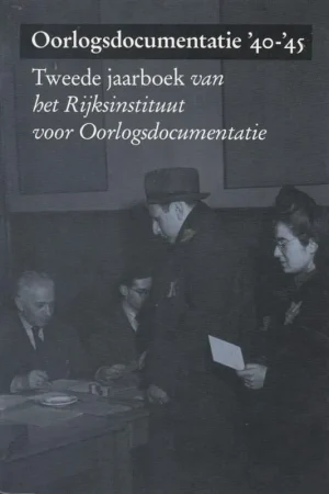 40-45 tweede jaarboek - BARNOUW N.D.J. [ET AL.]. Finale Uitverkoop