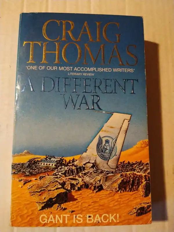 A different War - Graig Thomas Lage Prijs