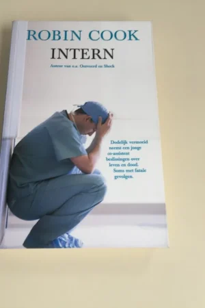 Weekendaanbieding Intern - Robin Cook