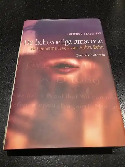 De lichtvoetige amazone. Het geheime leven van Aphra Behn - Lucienne Stassaert Flitsaanbieding