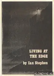 Living at the edge: short stories - Stephen, Ian Veilige Betaling